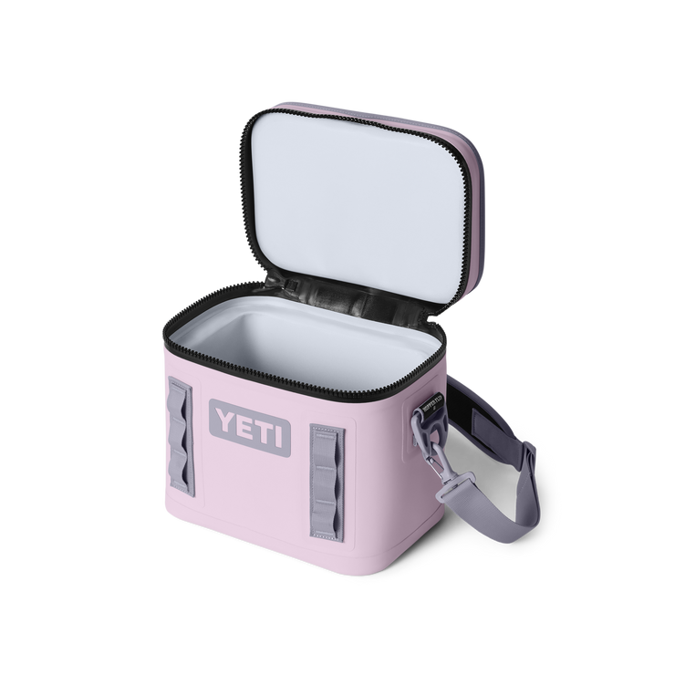 Yeti Hopper Flip 8