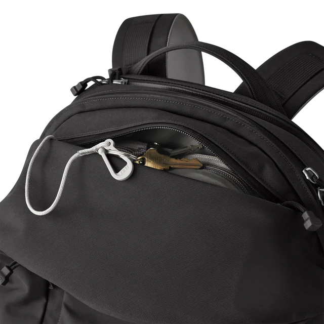 Yeti Crossroads Backpack 27L