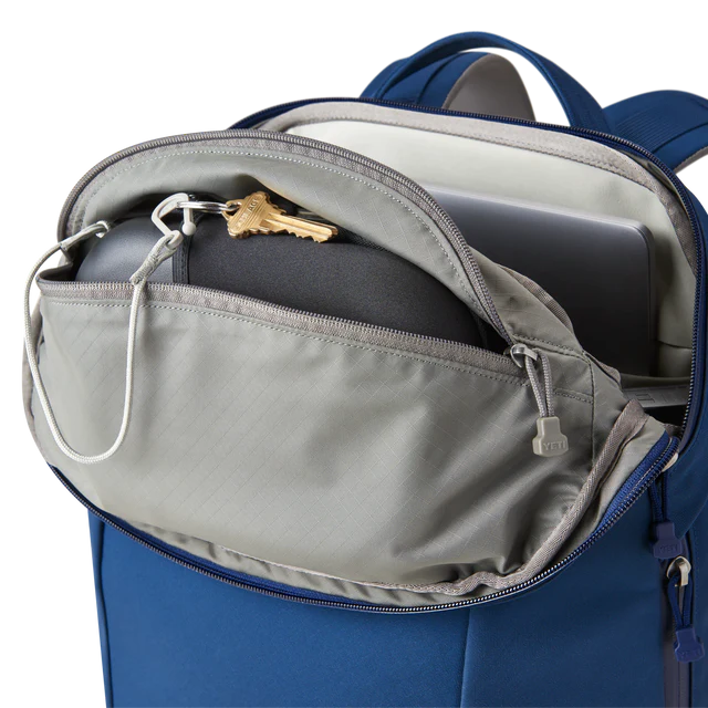 Yeti Crossroads Backpack 22L